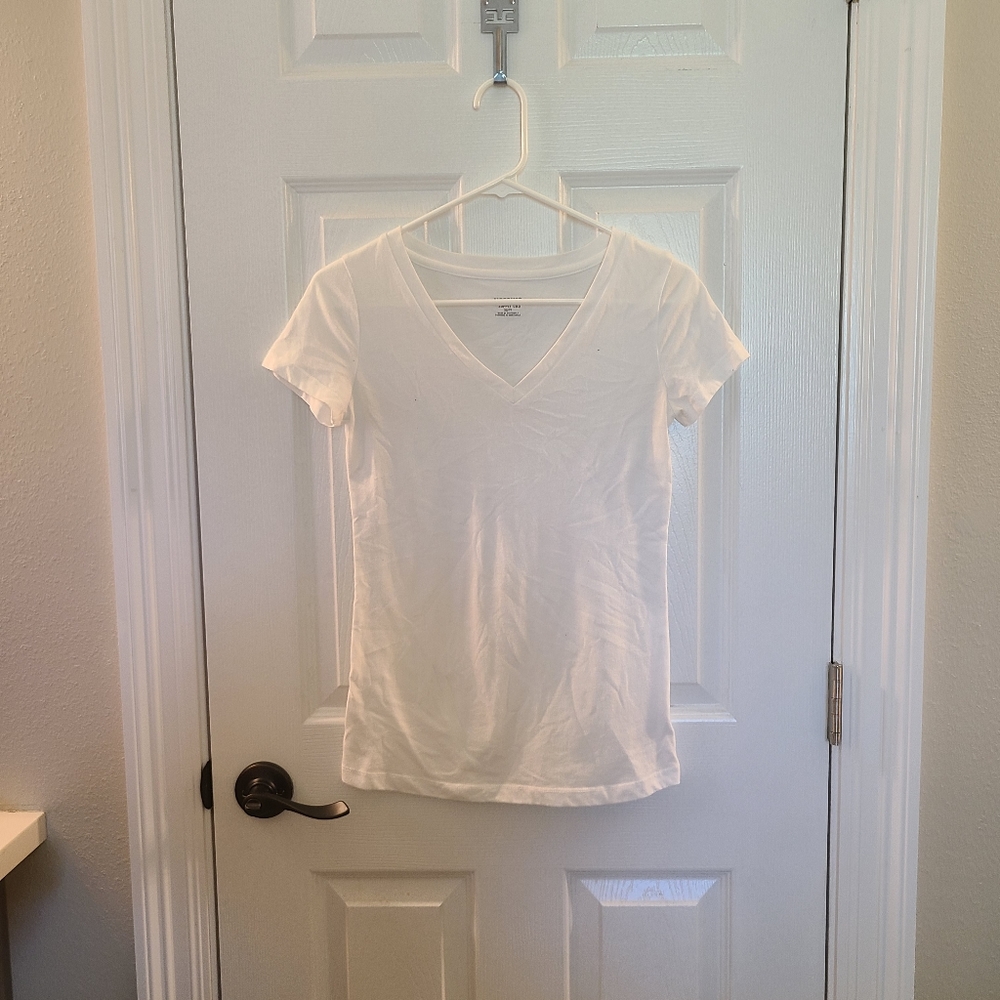 Basic V Neck